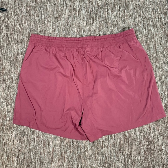 NWOT Plus Size Old Navy Maroon Athletic Shorts size 4X - Picture 2 of 7